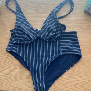 athleta high waisted bikini set navy with stripes